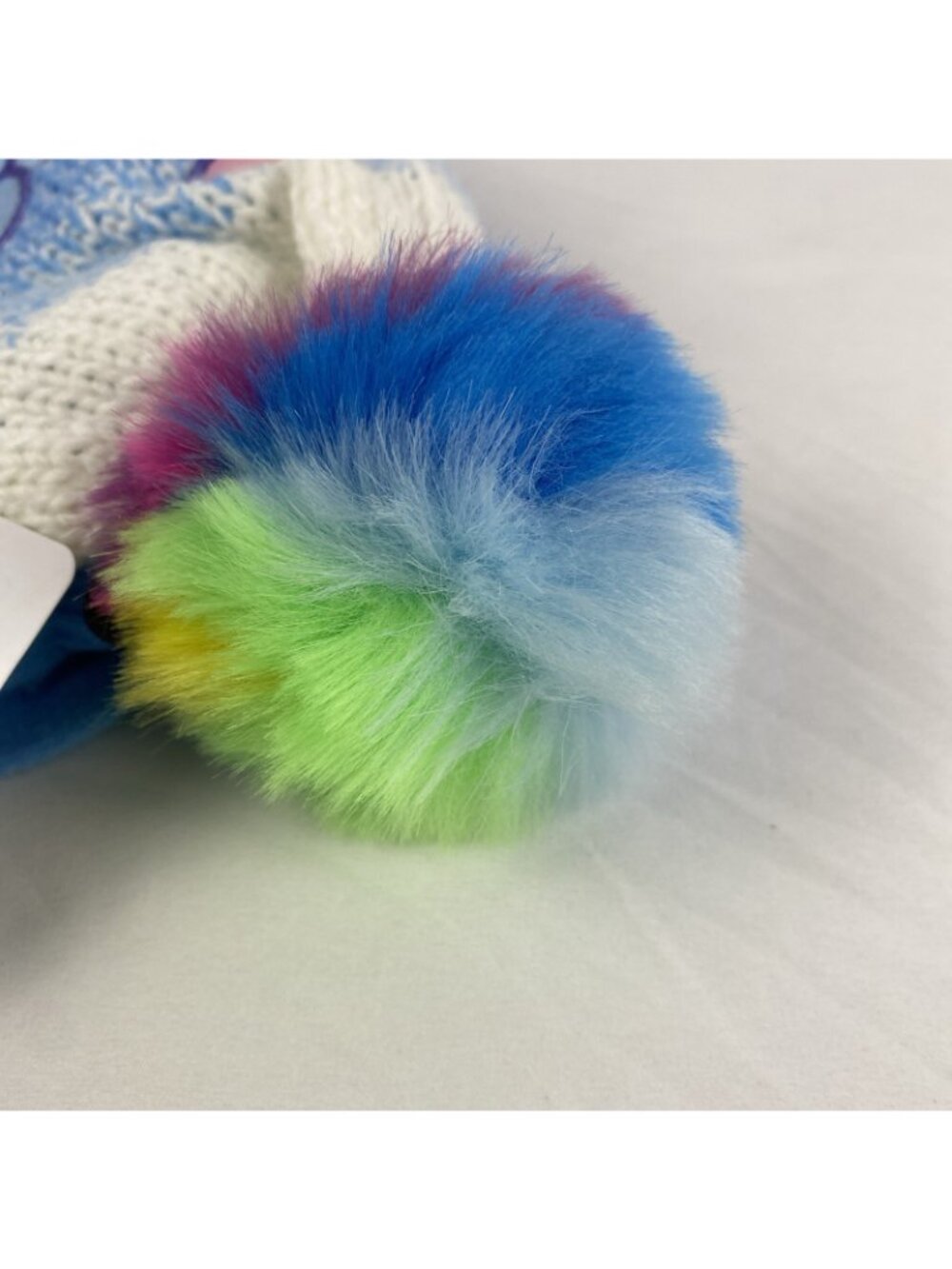 Girls' Balloon Dog Multicolored Pom Pom Blue & White Knit Hat & Glove Set OS NWT - Picture 4 of 5